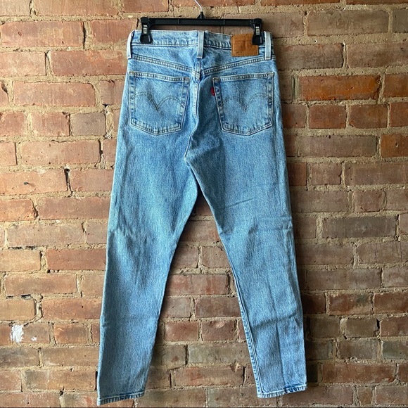 Levi’s 501 Jeans in Tango Light - Picture 3 of 5